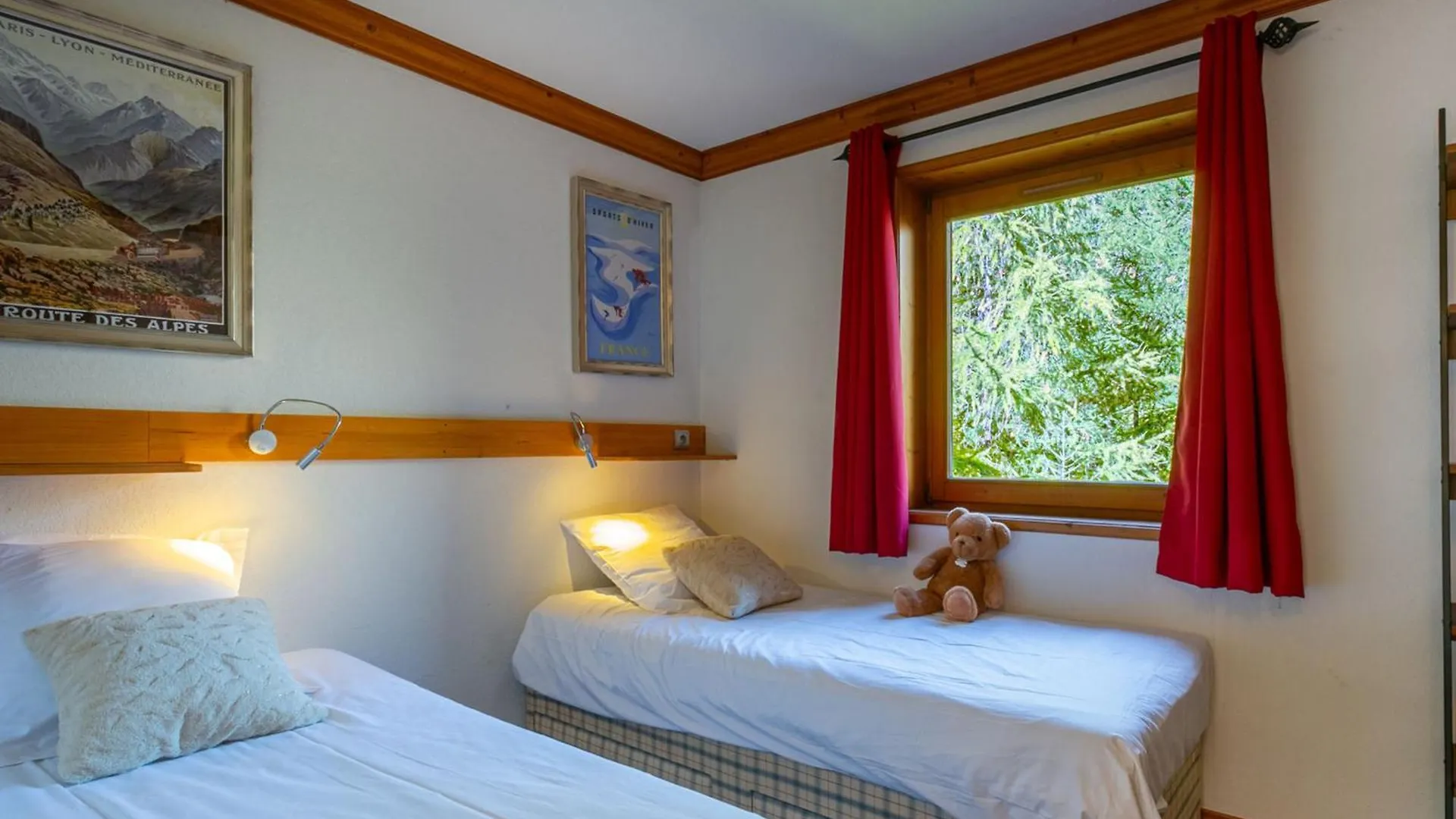 Charmant 3 Pieces Avec Balcon, Vue, Et Wifi A Val-D'Isere - Fr-1-694-201