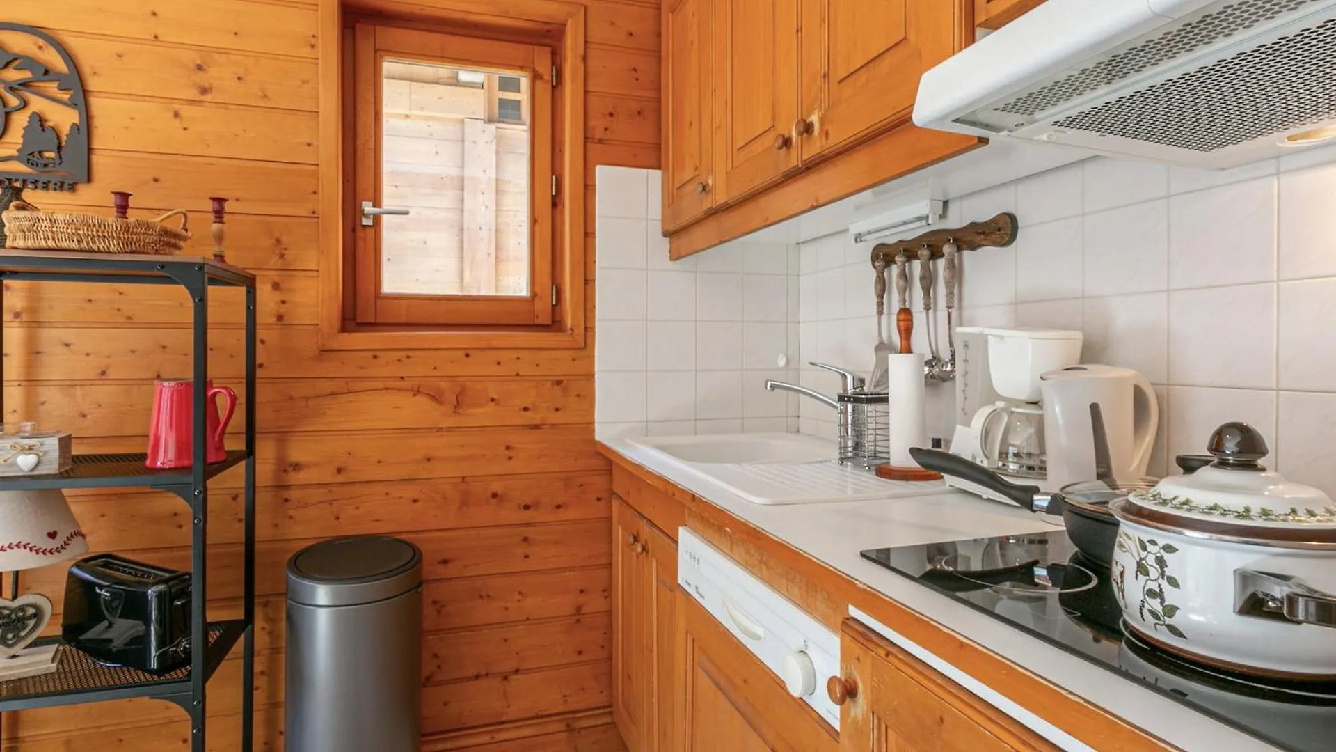 Apartment Charmant 3 Pieces Avec Balcon, Vue, Et Wifi A Val-D'Isere - Fr-1-694-201
